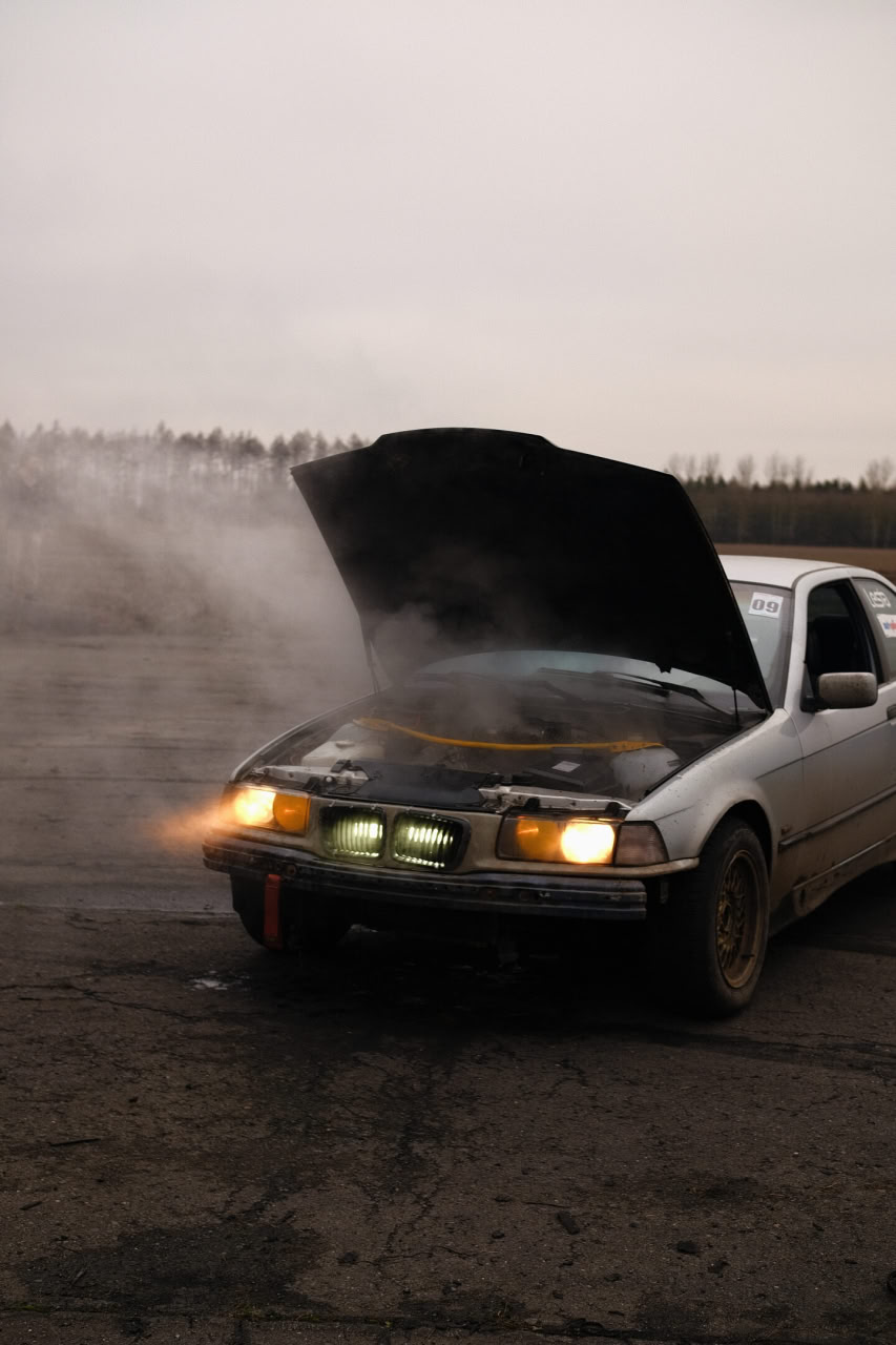 First drift event, first radiator leak (fixed pretty quickly - the pipe just fell off). What can I say: a 1.6L with an open diff isn’t the best car for drifting, but I still had some fun. I think I’ll stay loyal to ring racing and time attack for now 😄