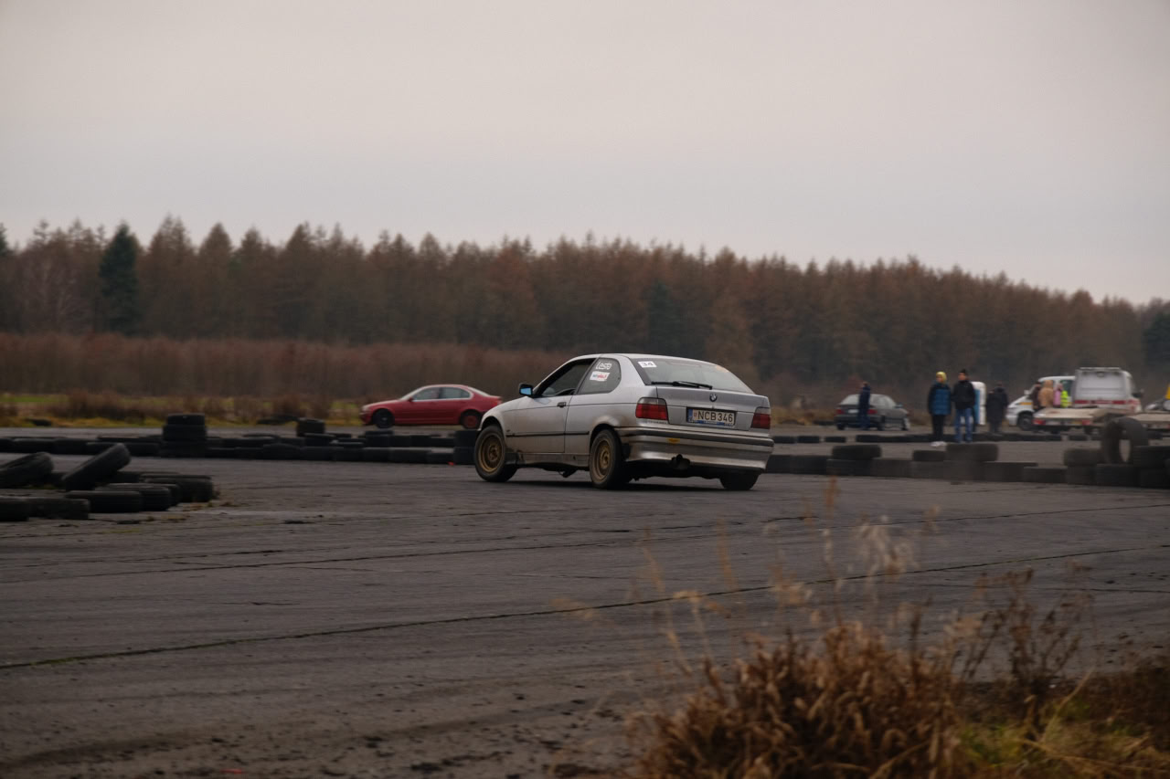 First drift event, first radiator leak (fixed pretty quickly - the pipe just fell off). What can I say: a 1.6L with an open diff isn’t the best car for drifting, but I still had some fun. I think I’ll stay loyal to ring racing and time attack for now 😄