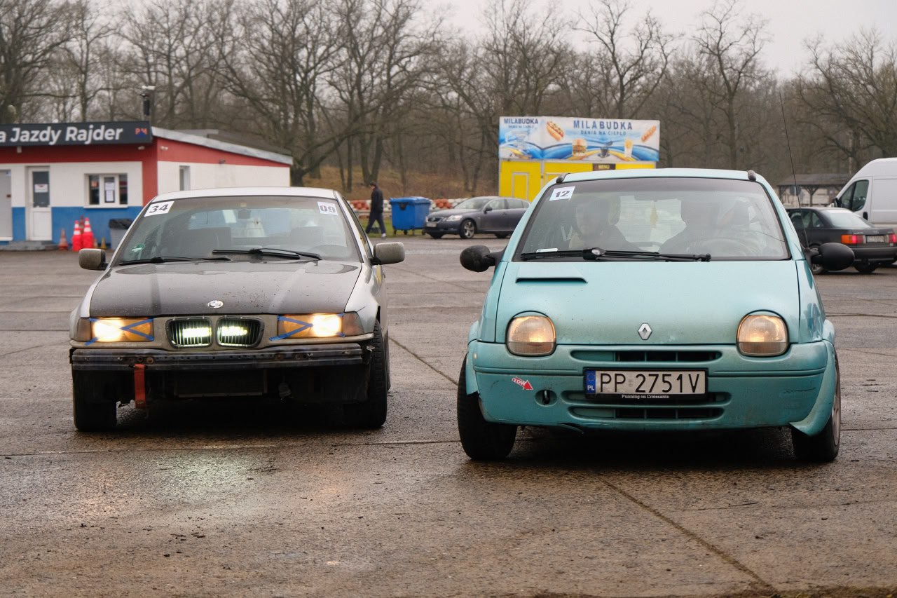 Thanks Dave's Junkyard for photos