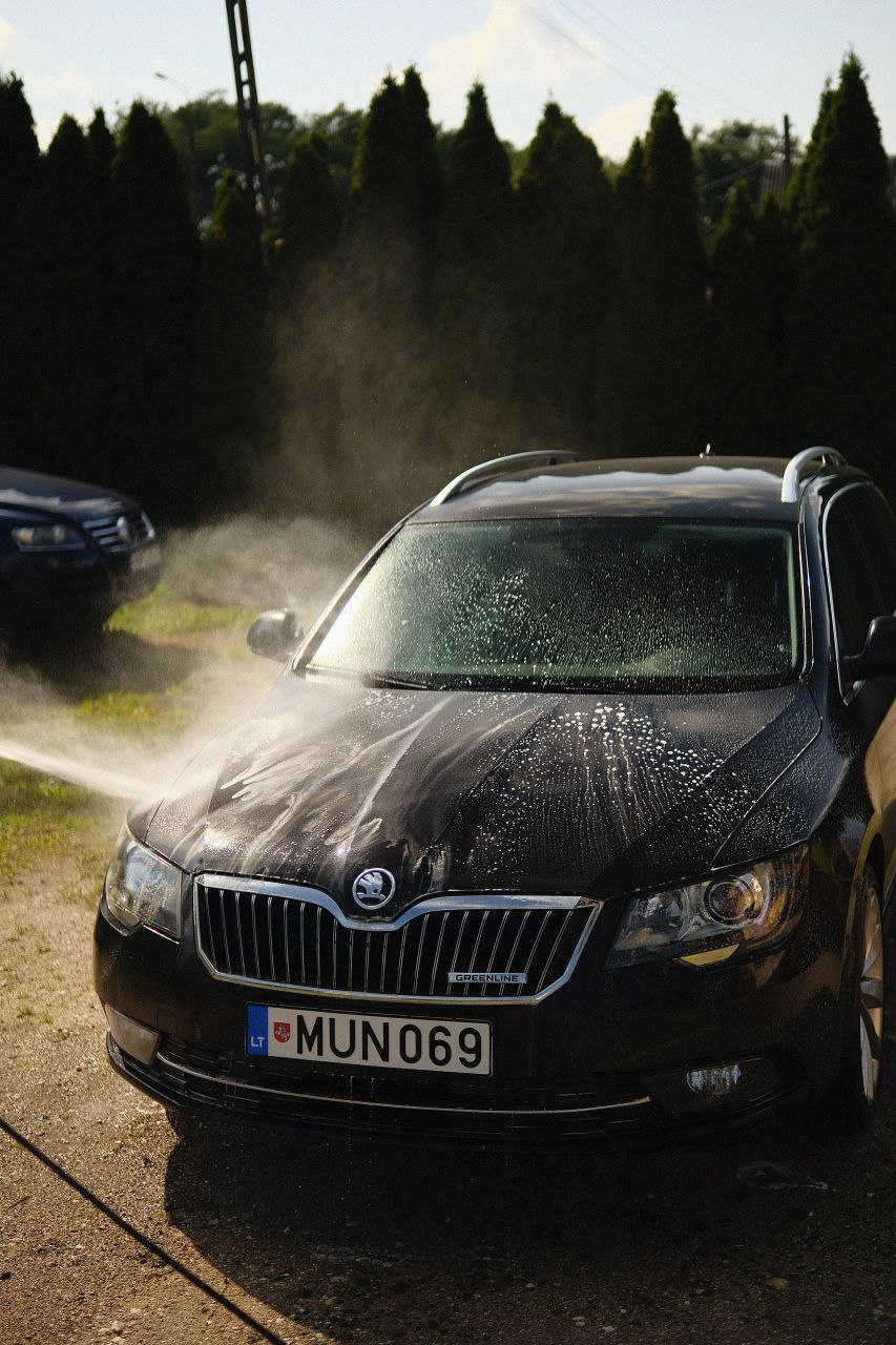 Since I polished Superb and moved to a house, I decicded to wash my car myself. Bought a compressor and some chemistry. That was a quick wash and still there are a lot of thing to learn, but I'm glad.