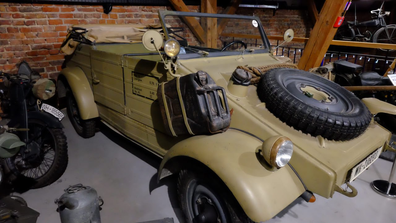 Topacz Castle Auto Muzeum, Wrocław