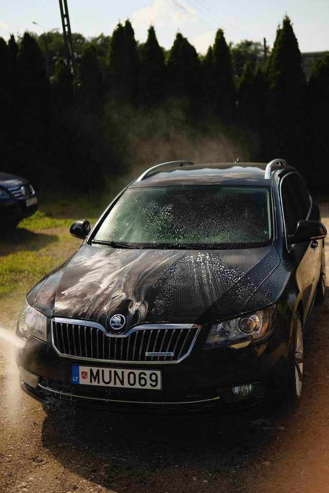 Since I polished Superb and moved to a house, I decicded to wash my car myself. Bought a compressor and some chemistry. That was a quick wash and still there are a lot of thing to learn, but I'm glad.